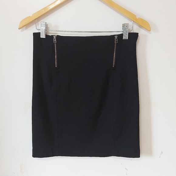 Aritzia Sunday Best Mitford Skirt Black Size 8 - Picture 2 of 9